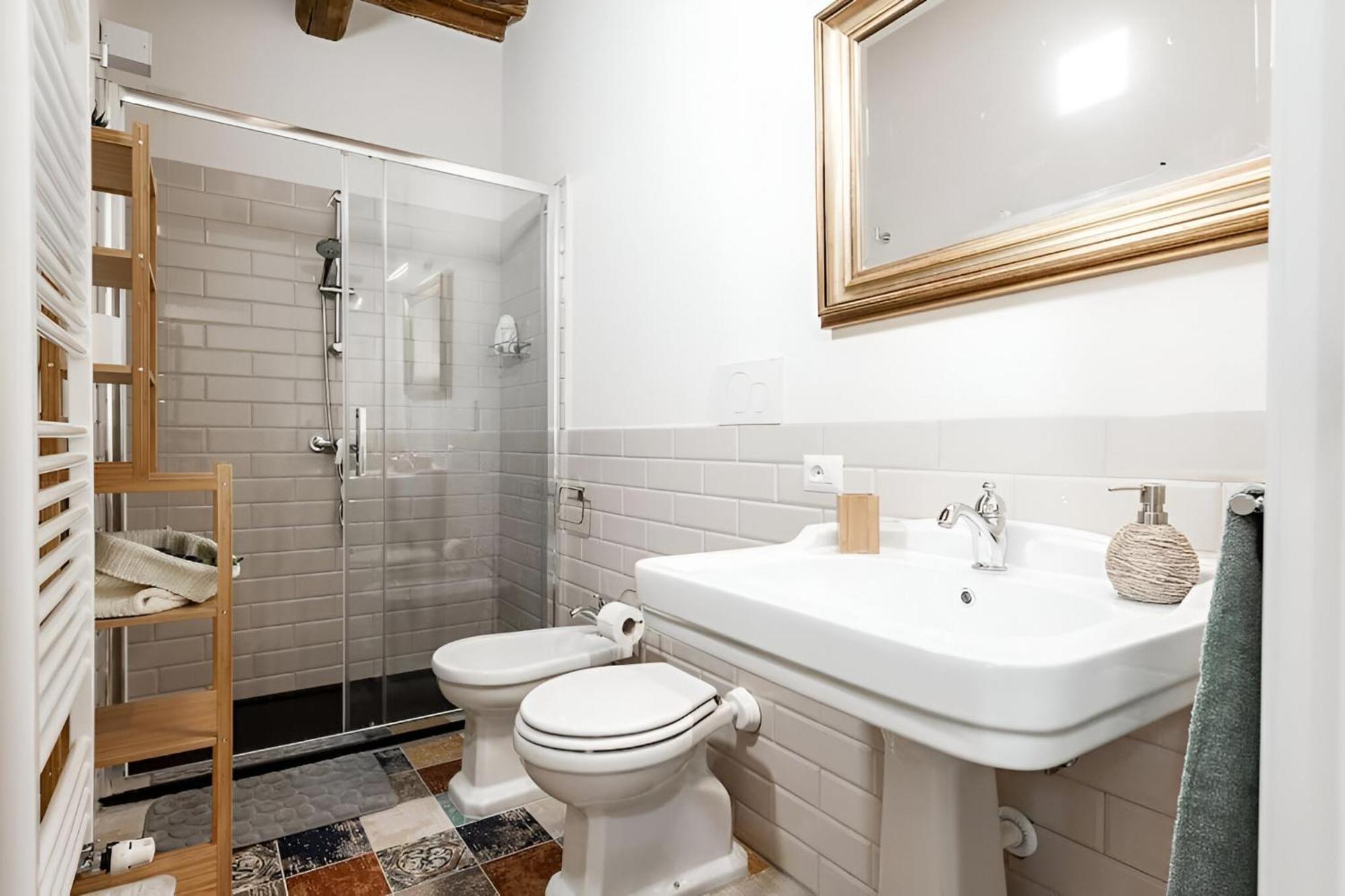 Cortile In Centro - Charm Heart Of Apartamento Lucca